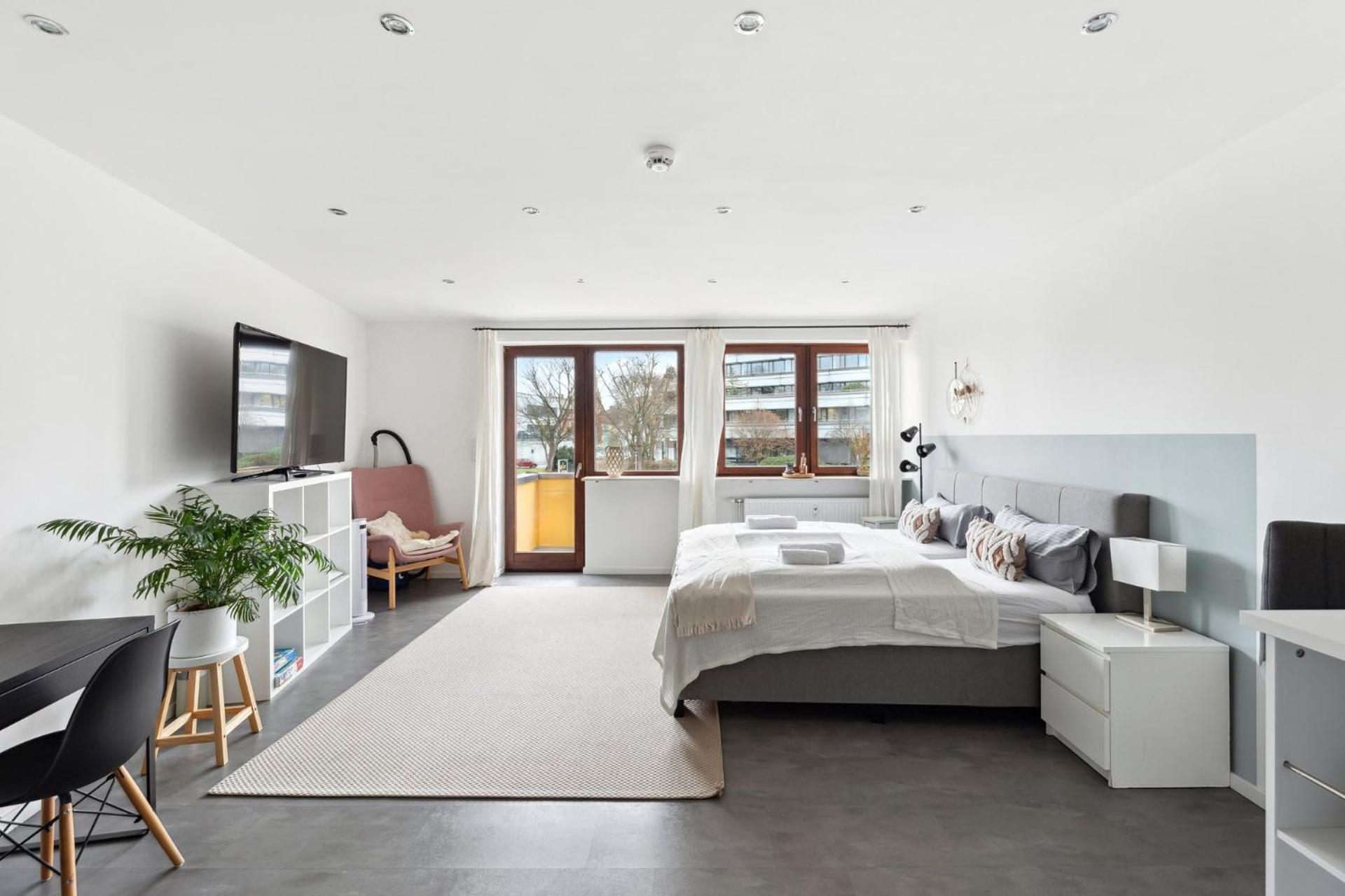 Sali Homes - Charming Studio Apartment In Heart Of Bayreuth With Balcony Екстер'єр фото