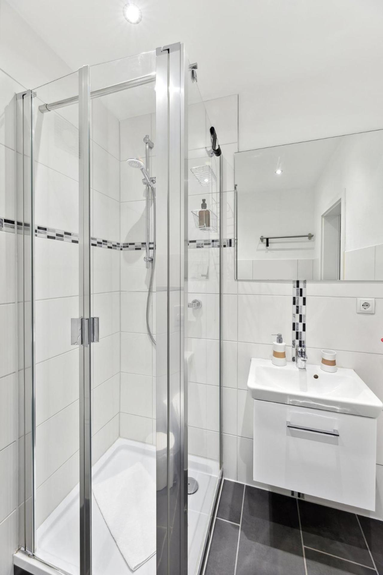 Sali Homes - Charming Studio Apartment In Heart Of Bayreuth With Balcony Екстер'єр фото
